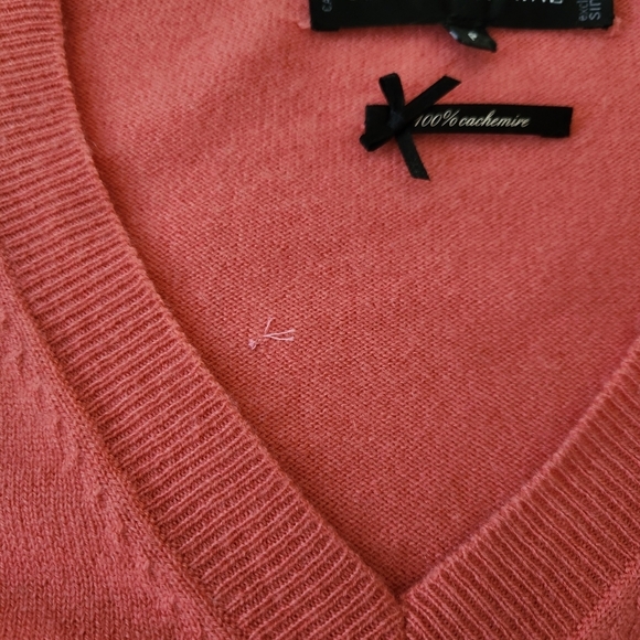 CONTEMPORAINE (Simons) 100% cashmere v-neck sweater women's small color peach - Picture 6 of 14